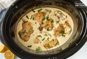 Slow Cooker Garlic Parmesan Chicken