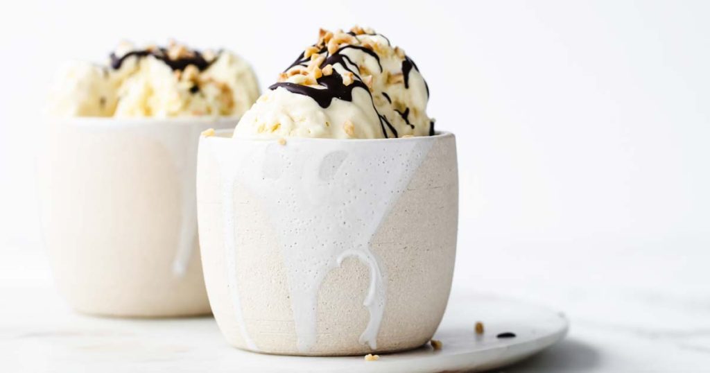 Zero Carb Ice Cream Mug โ 2 Minute Keto Dessert That Actually Tastes Good